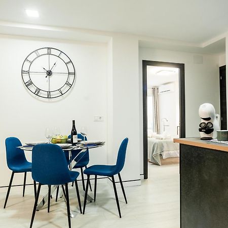 Oasis Apartment บาเลนเซีย ภายนอก รูปภาพ